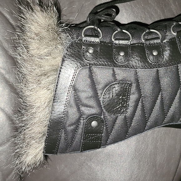 Sorel Boots - Picture 17 of 17